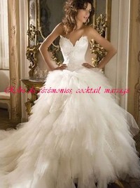 Robe de mariée prestige blanche à bustier en tulle VENDU avec jupon adapté
