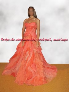 Robe de soirée CS orange saumonée VENDU avec jupon adapté.