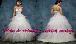 Robe de mariée romantique blanche bustier ornée de strass vendu avec jupon adapté.