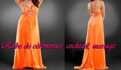 Robe de soirée orange dos nue.