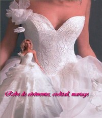 Robe de mariée prestige bustier motif rose VENDU avec jupon adapté