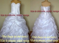 Robe de mariée blanche bustier semi-transparent entièrement brodé VENDU avec jupon adapté.