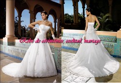 Robe de mariée SMP blanche coupe trapèze VENDU avec jupon adapté et tour de cou.