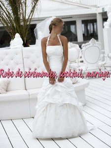 Robe de mariée SMP blanche à col américain VENDU avec voile.