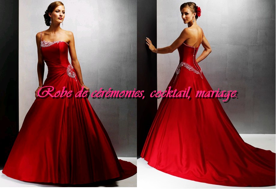 Robe de mariée rouge et blanc asymétrique avec traîne et laçage VENDU