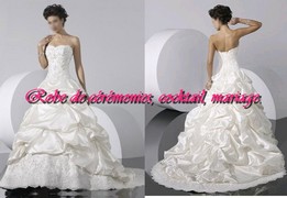 Robe de mariée prestige bustier en dentelle ornée de sequins VENDU avec jupon adapté