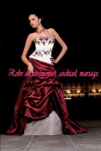 Robe de mariée NV Bordeaux et Blanc