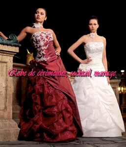 Robe de mariée bordeaux & blanc