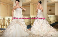 Robe de mariée prestige ivoire traîne avant ornée de fleur VENDU avec jupon adapté.