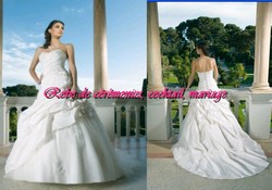 Robe de mariée romantique plissé blanche VENDU avec jupon adapté.