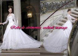 Robe de mariée prestige blanche avec traîne vêtue de dentelle VENDU avec jupon adapté