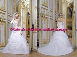 Robe de mariée romantique blanche VENDU avec jupon et mitaine