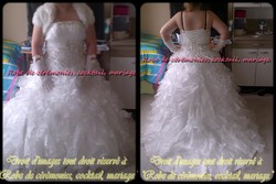 Robe de mariée prestige blanc cassé bustier ornée de strasse et perle VENDU avec jupon adapté