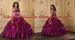 Robe de princesse NVP rose fuchsia bustier ornée de strass VENDU avec jupon adapté.