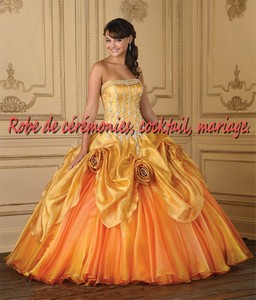 Robe de princesse NVP orange doré VENDU avec jupon adapté