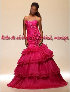 Robe de soirée CS rose coupe sirène VENDU avec jupon adapté.
